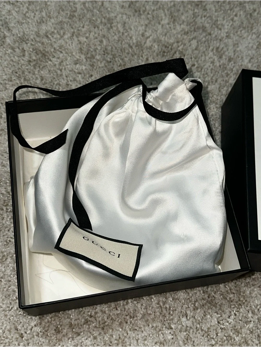 Gucci worn less